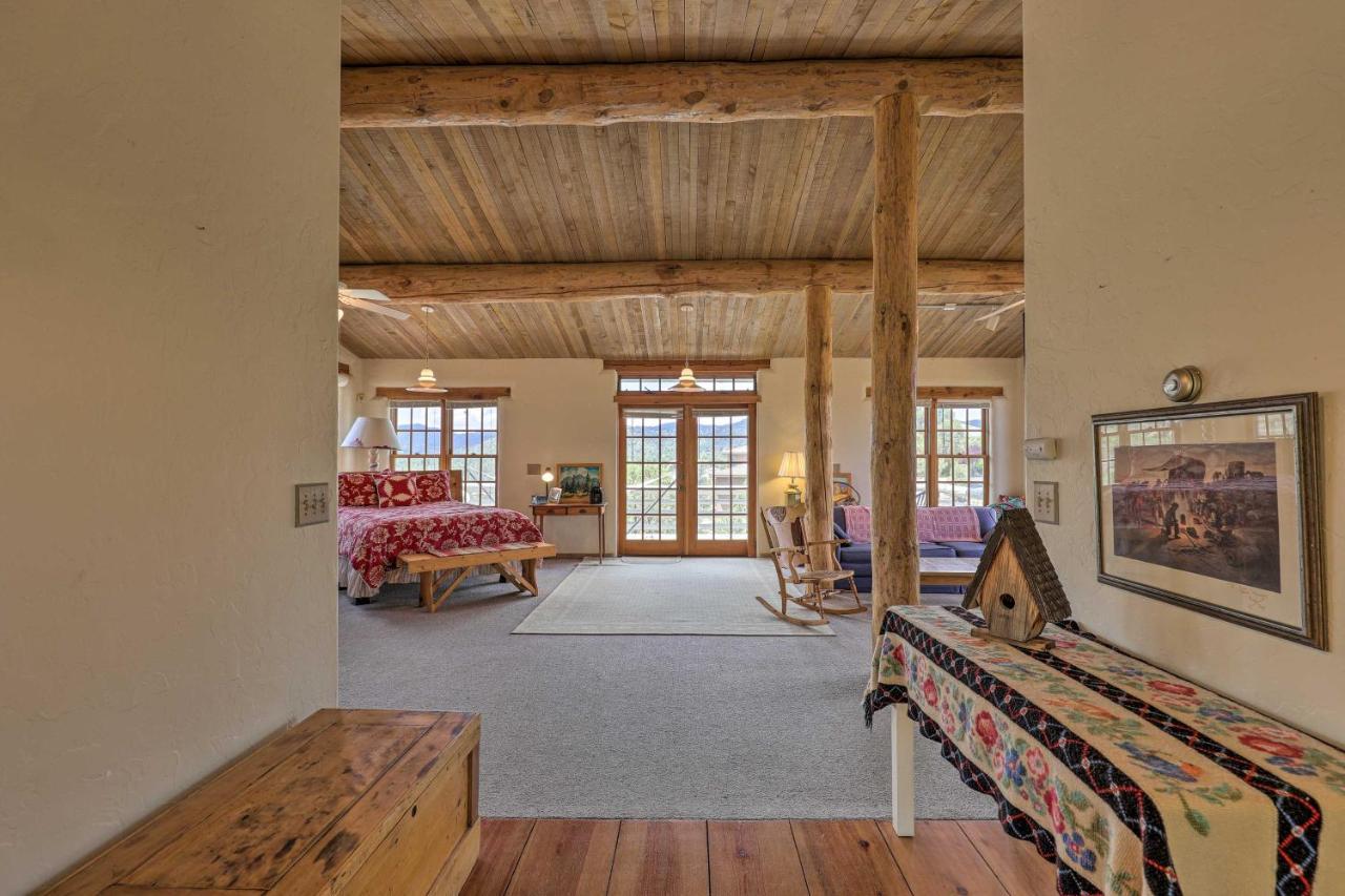 Bright Prescott Studio With Thumb Butte Views! Exterior photo